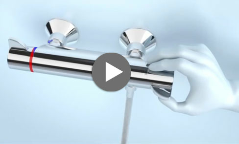 Thermostatic shower mixer with smooth interior: anti-scalding safety and infection control
